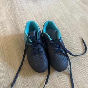 Boy cleats